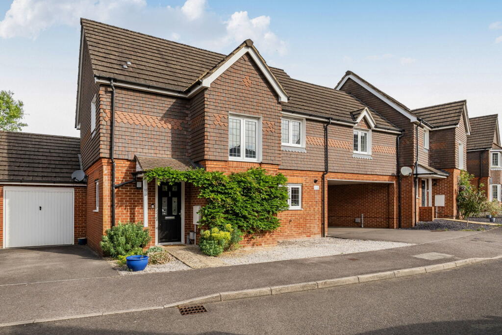 Main image of property: Rycroft Meadow, Basingstoke RG22 4QE