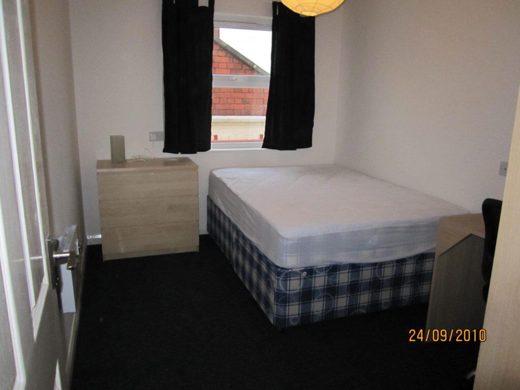 6 bedroom house for rent