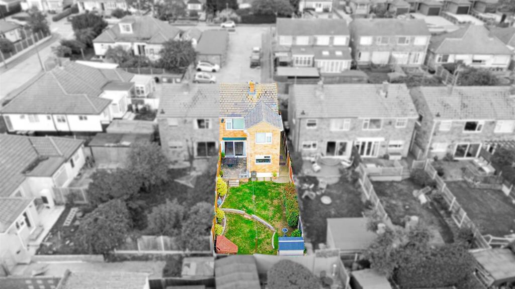 Springwater Road, Eastwood, Leigh on Sea photo 3