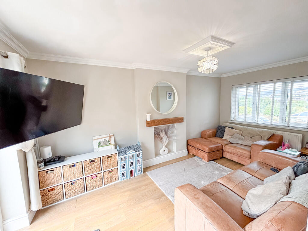 Treowen Road, Newbridge photo 2