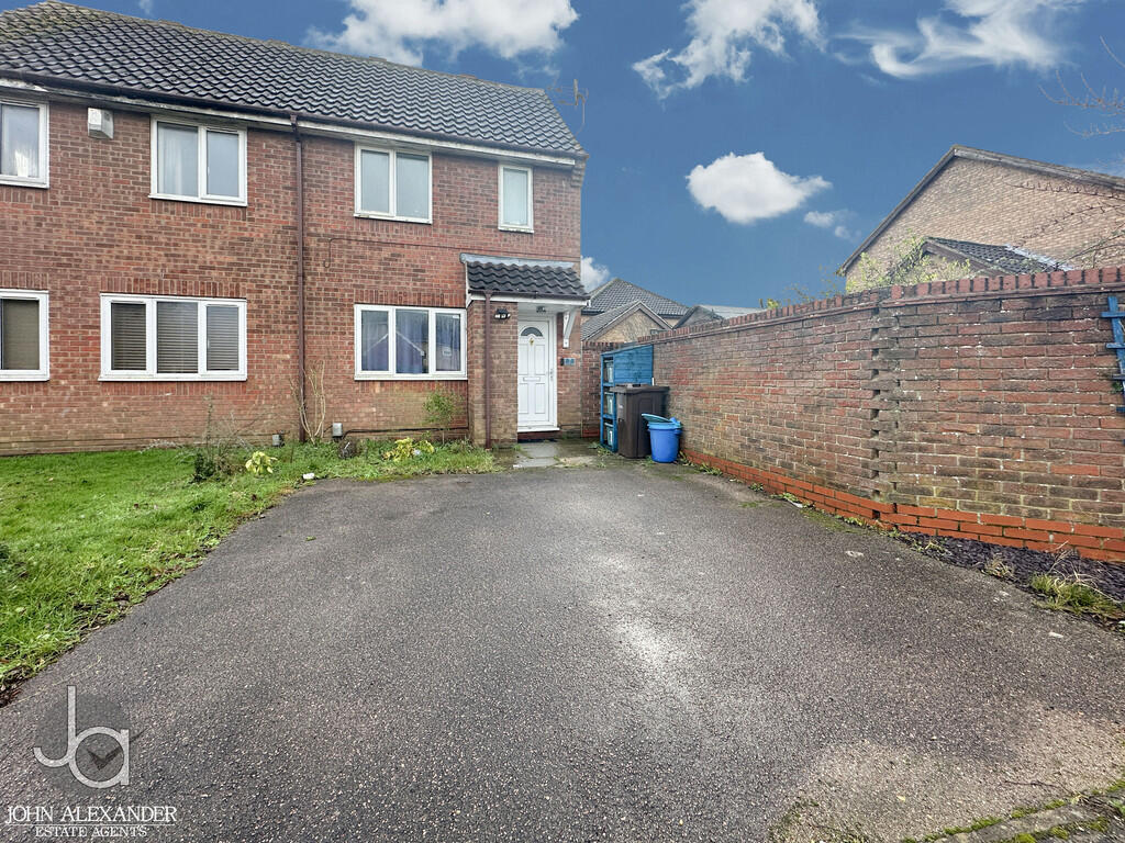 1-bed house on Hanbury Gardens, Highwoods, Colchester, £170,000