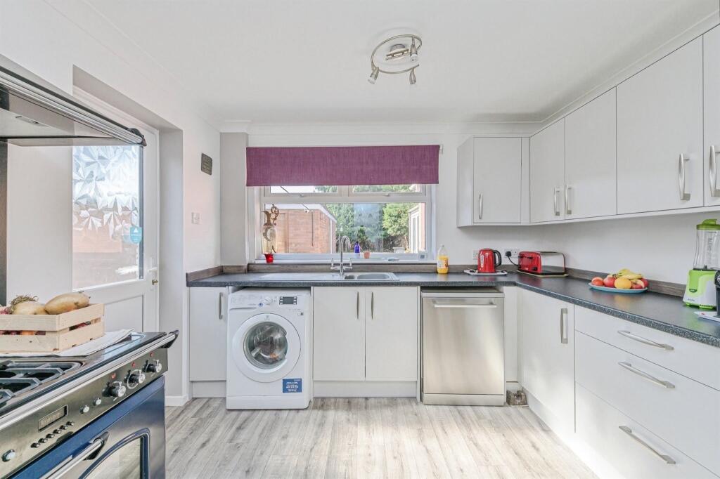House in Lichfield, Fazeley - View 4
