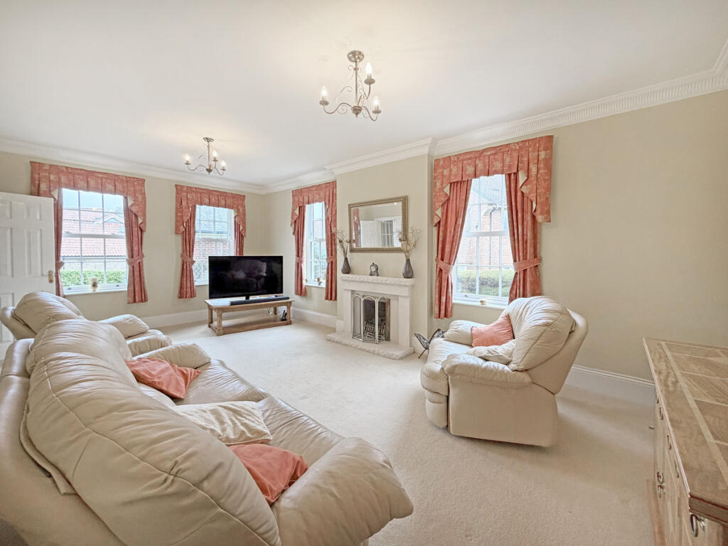 Amerston Close, Billingham, TS22 5 photo 3