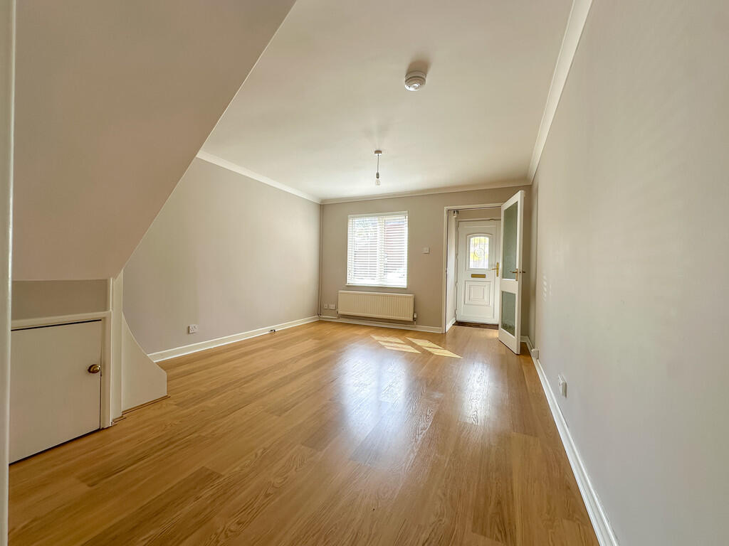 House in Cardiff, Gelligaer - View 4