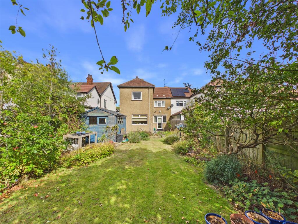 House in Hull - View 2