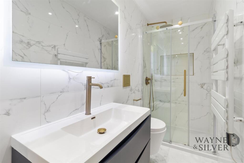 Apartment in London - View 4
