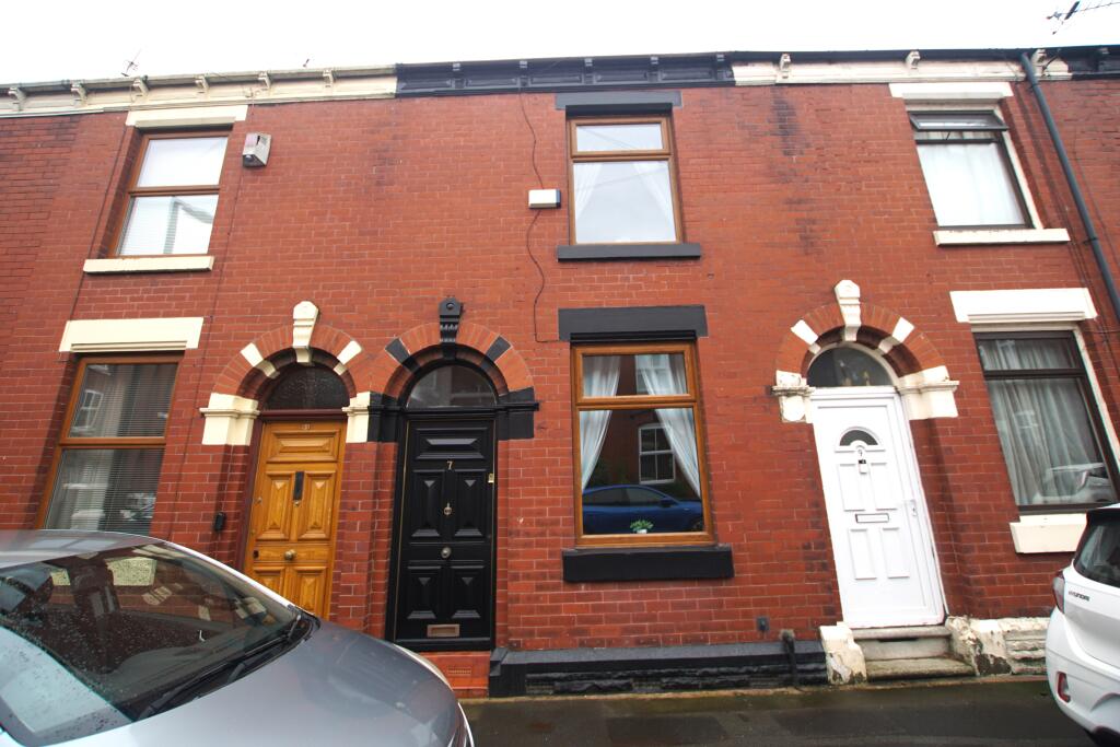 2-bed terraced on Wrigley Street, Ashton-under-lyne, Tameside ** NEWLY RENOVATED**, £178,000
