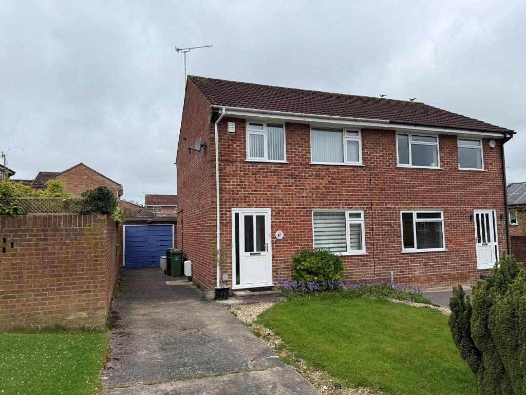 Main image of property: CHESTNUT DRIVE, YEOVIL