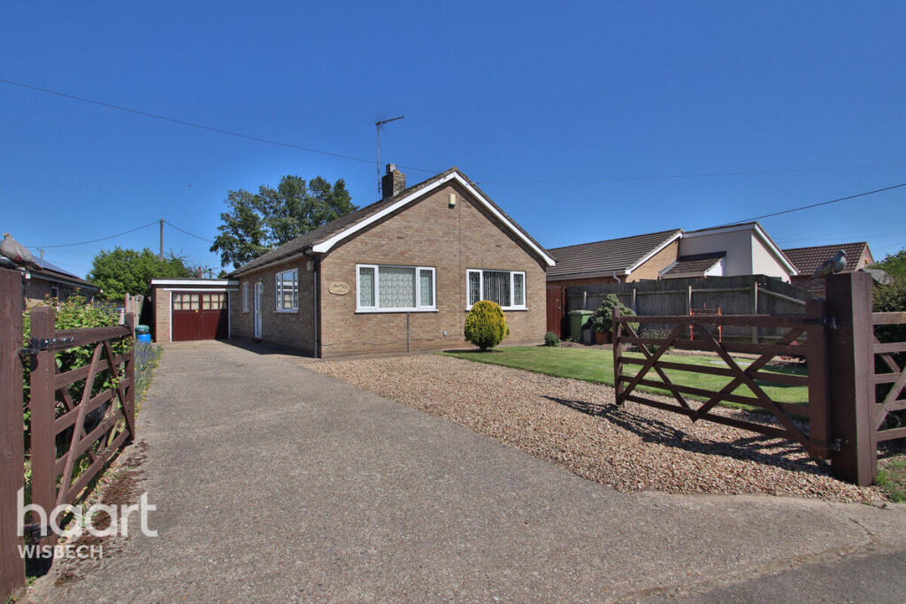 3-bed bungalow on Colletts Bridge Lane, Elm, £290,000