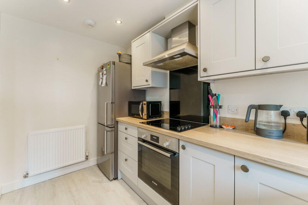 House in Barlby, Osgodby - View 3