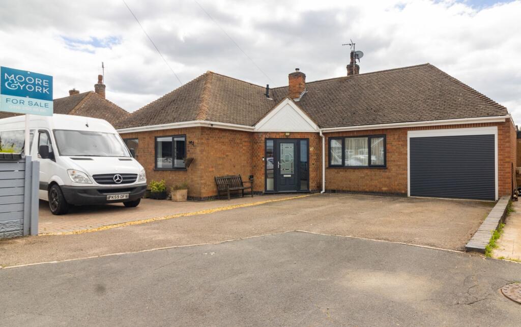 Main image of property: Forest Rise, Thurnby, LE7