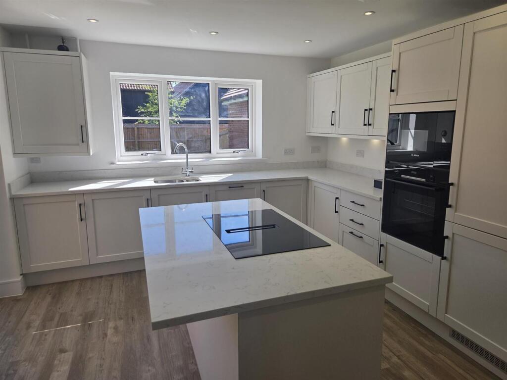 House in Northill, Central Bedfordshire - View 5
