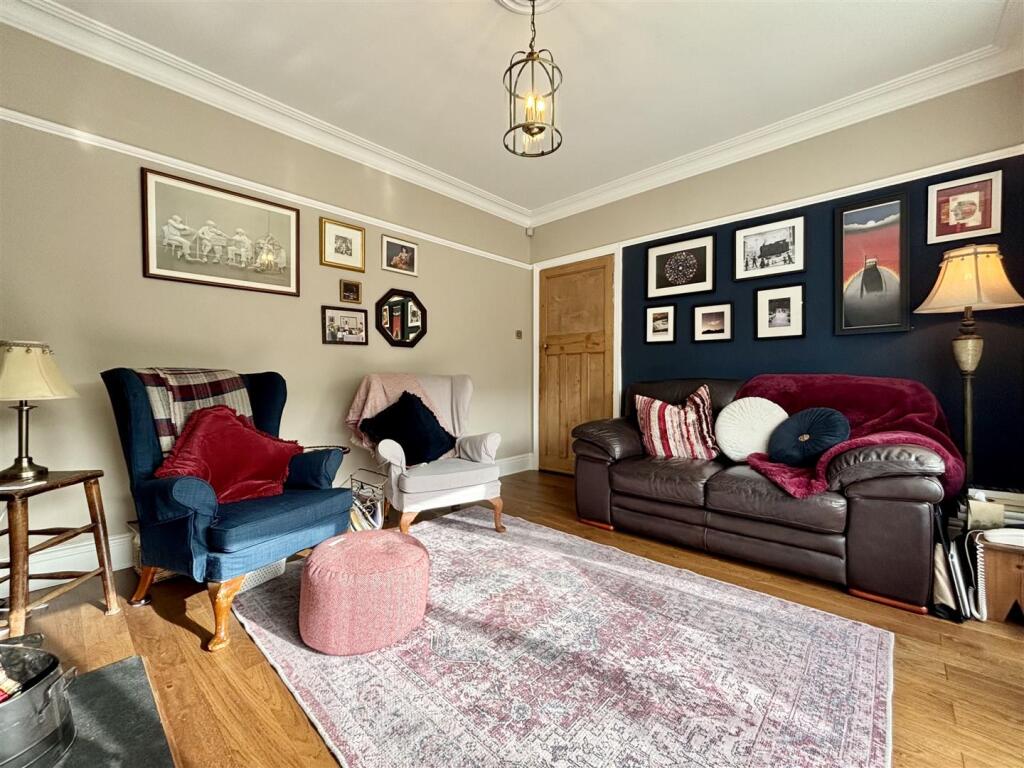 Additional image 22 of Fieldway, Clayton, Bradford