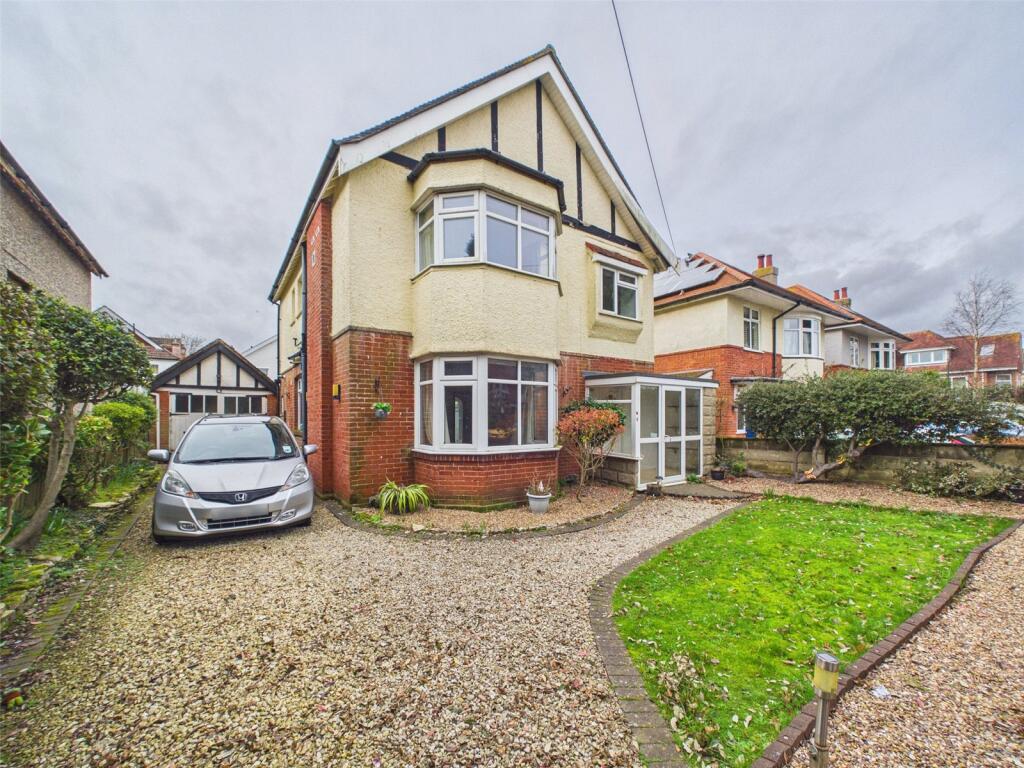 Main image of property: Grand Avenue, Southbourne, Bournemouth, Dorset, BH6