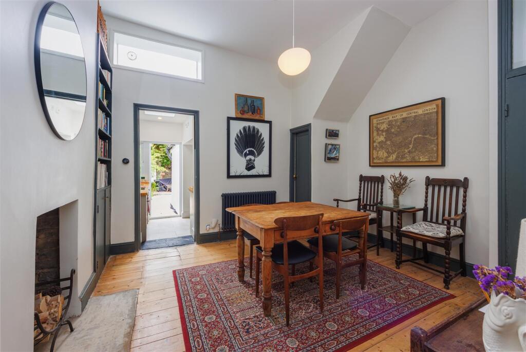 Apartment in London - View 4