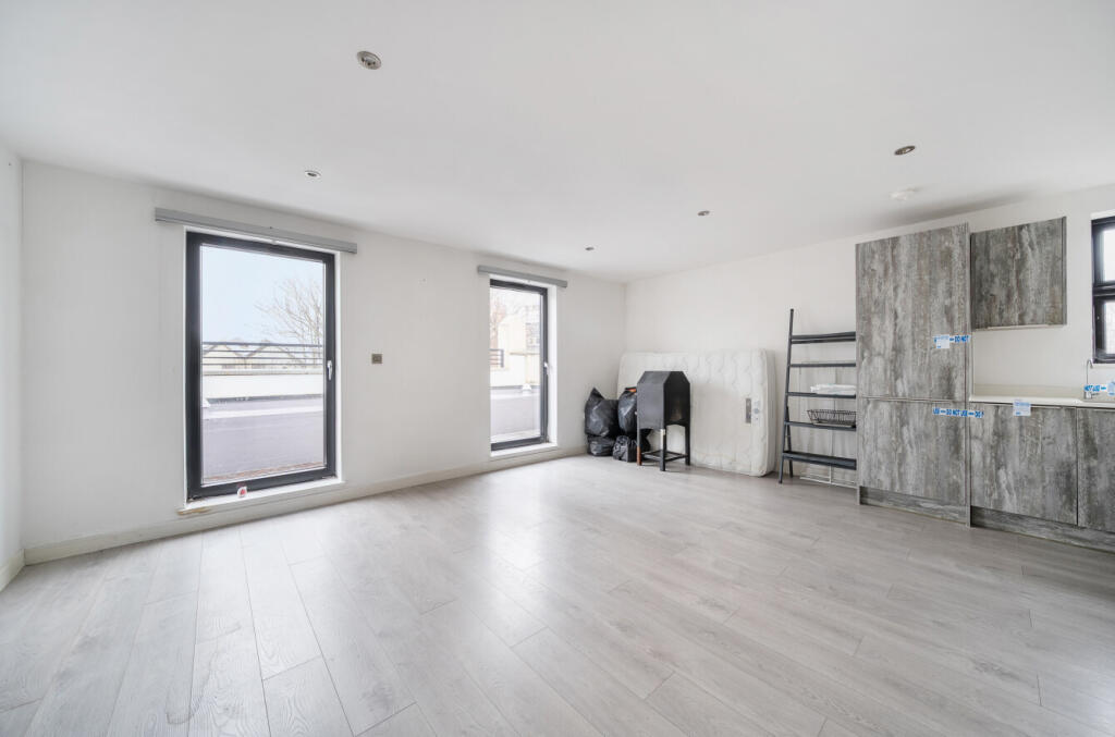 Main image of property: Sydenham Road, Croydon