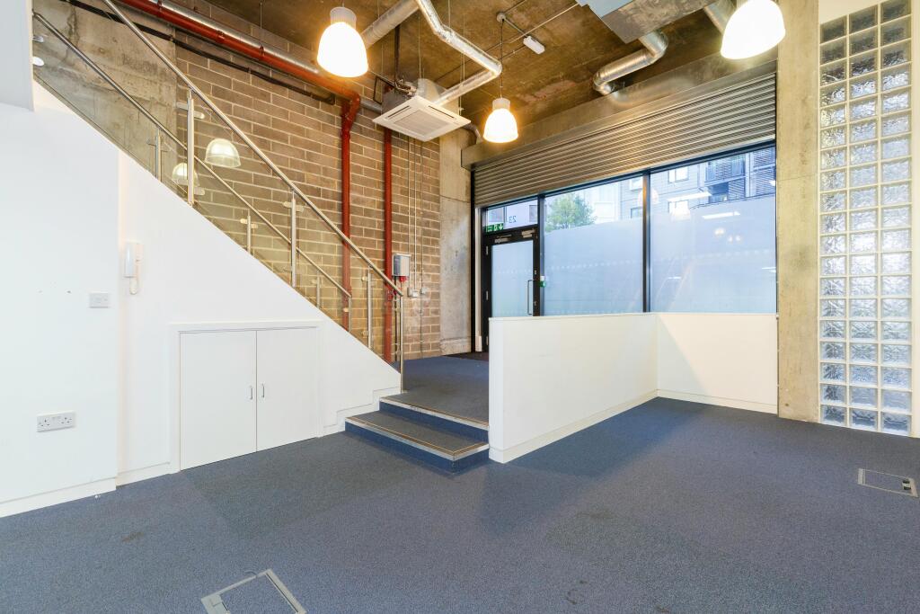Unit 23 Studios Holloway 13.jpg