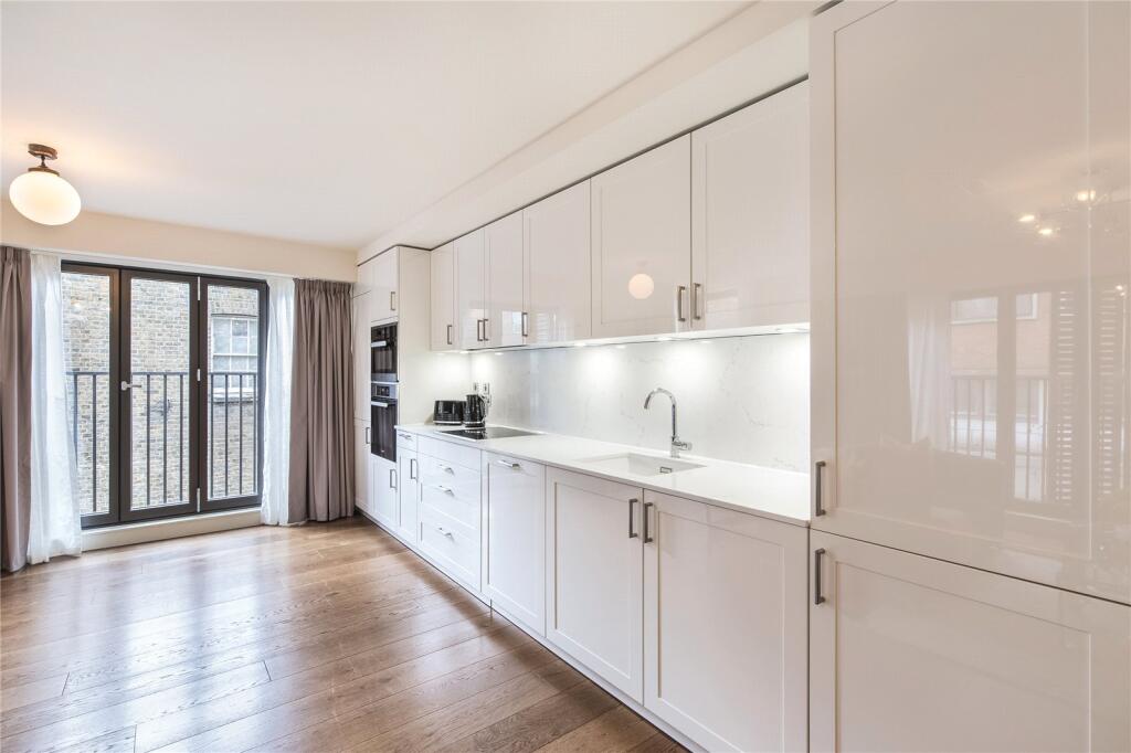Apartment in London - View 2