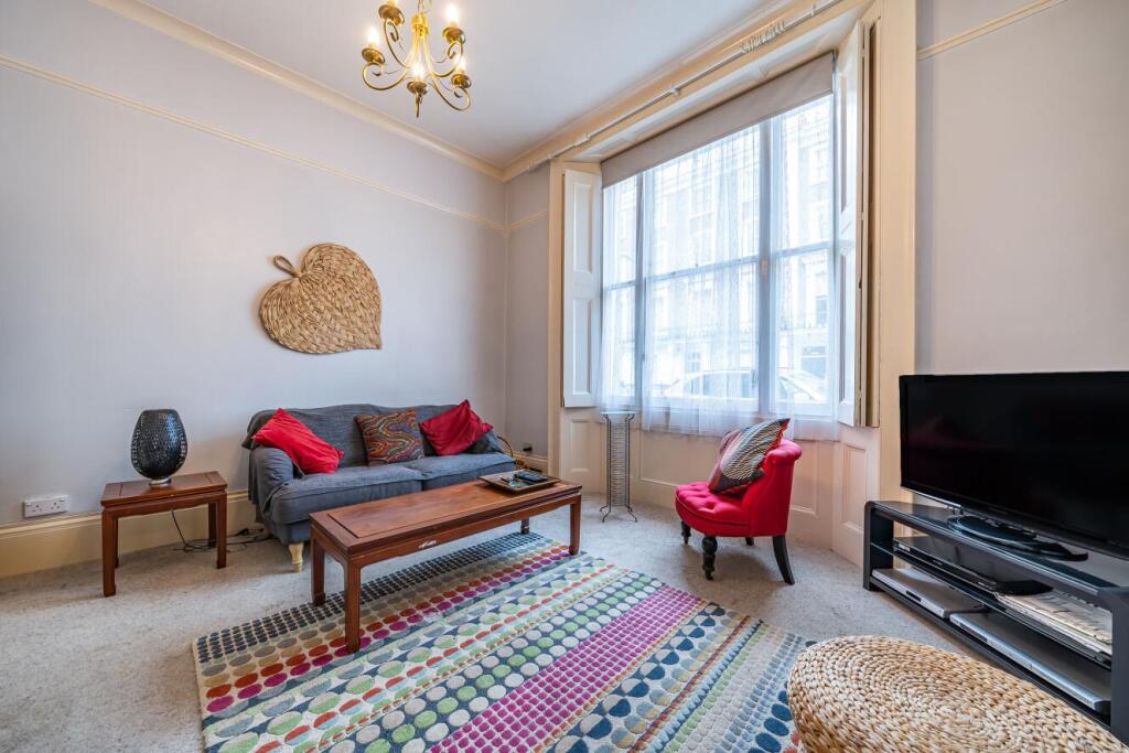 3-bed house on Orsett Terrace, Bayswater, London, W2, £900,000
