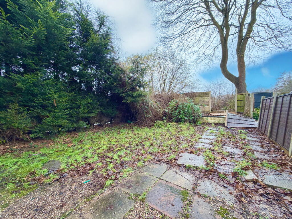 Hawbush Road, Brierley Hill, DY5 3LY photo 3
