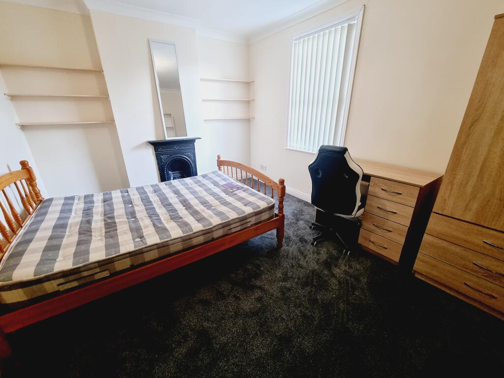 House in Warwick, Sydenham, Royal Leamington Spa - More