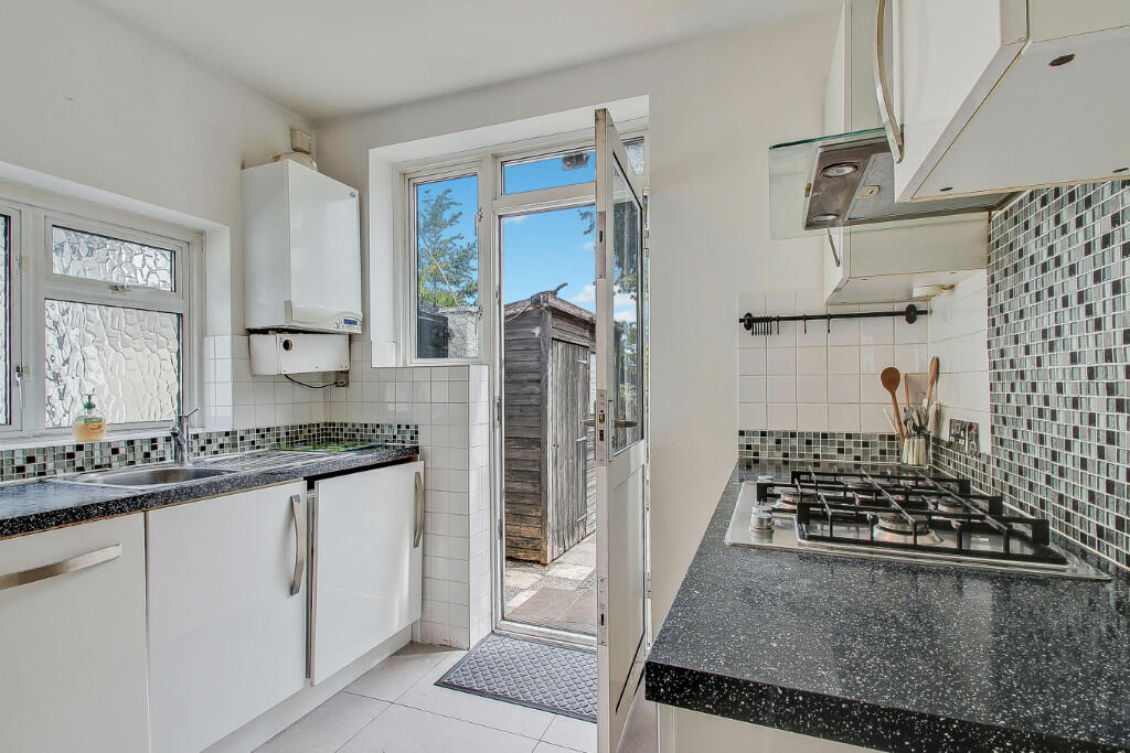 House in London - View 4
