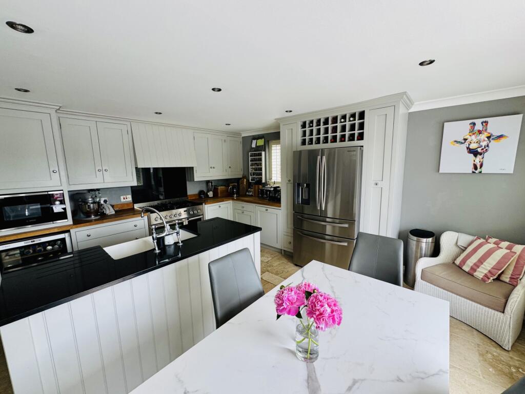 House in Hart, Hartley Wintney - More