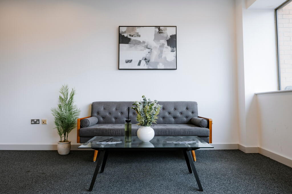 500 sqft office