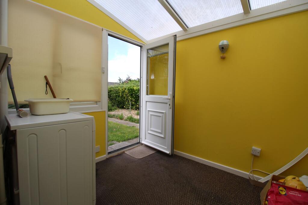 House in Eastleigh, Fair Oak and Horton Heath - View 4