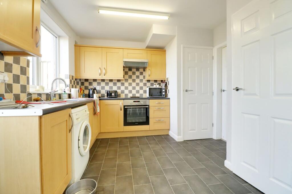 Epworth, Doncaster, DN9 photo 3