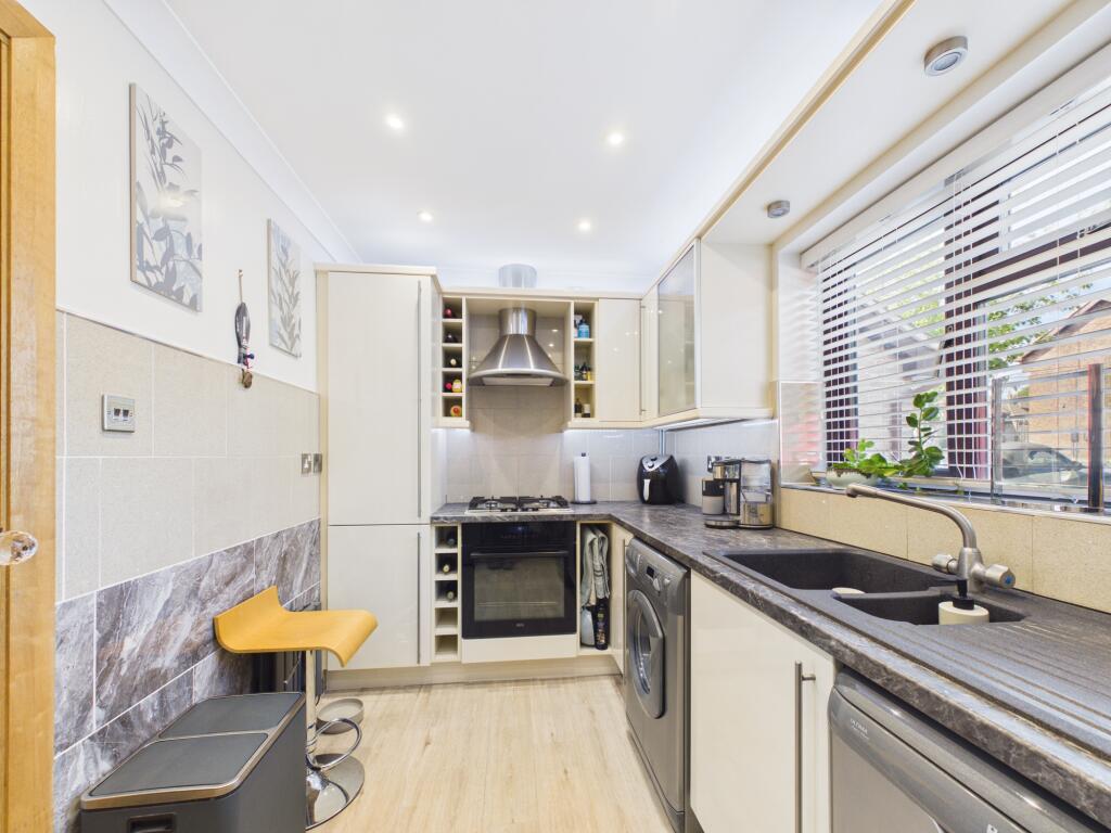 House in Derby - View 5