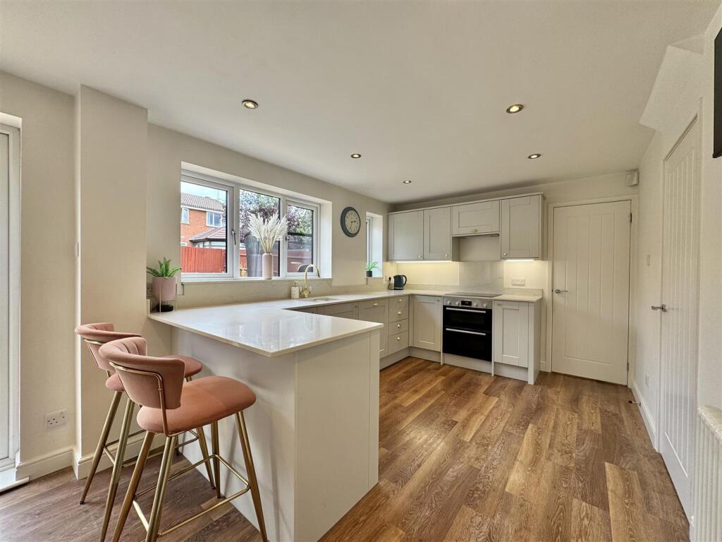 Turners Lane, Brierley Hill photo 4