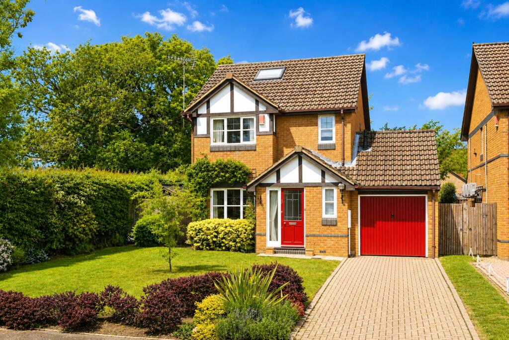 Main image of property: Perham Way, London Colney, St. Albans, Hertfordshire, AL2