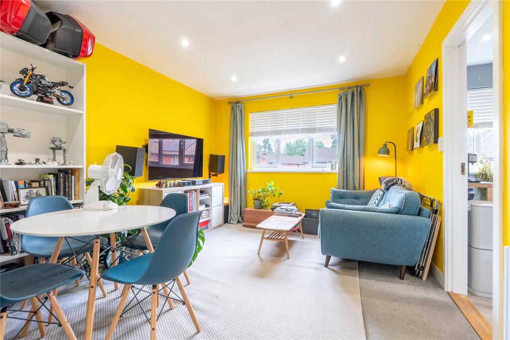 Apartment in Oxford - More
