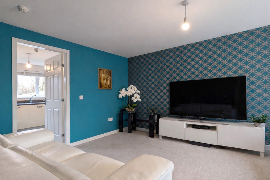 Main image of property: Kersebrock Place, Larbert