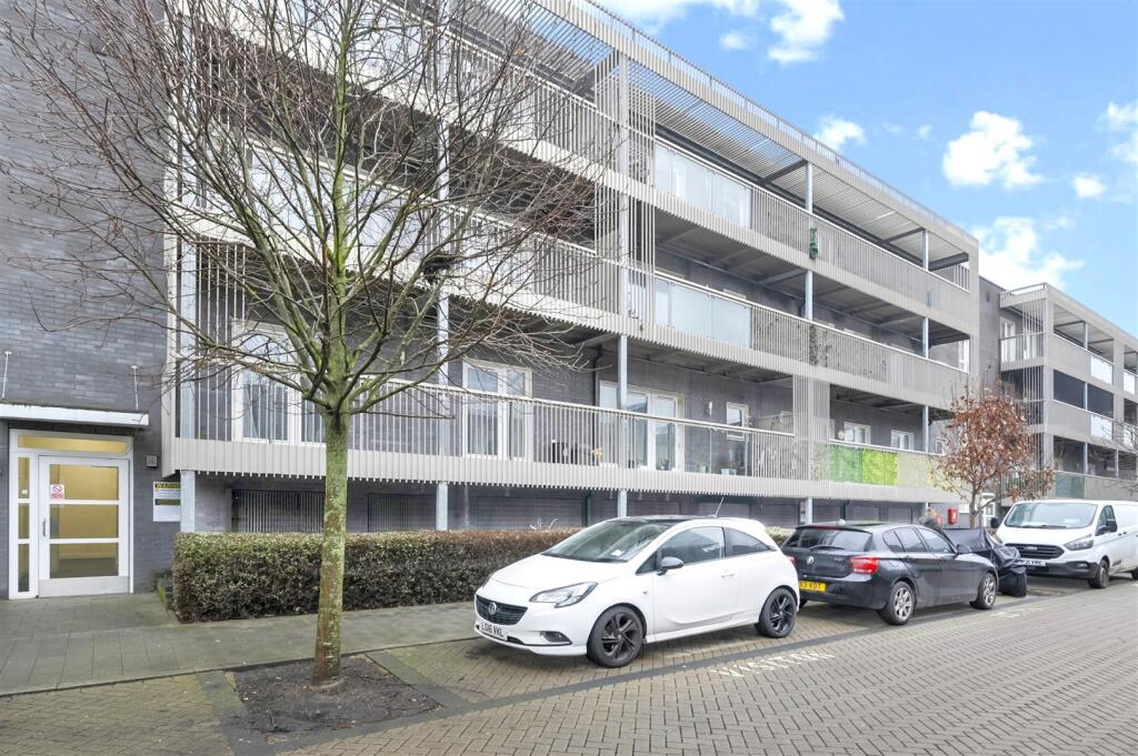Main image of property: De Pass Gardens, Barking