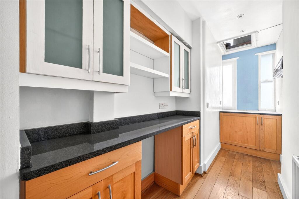 Apartment in London, Lot's Village, Earl's Court - View 4