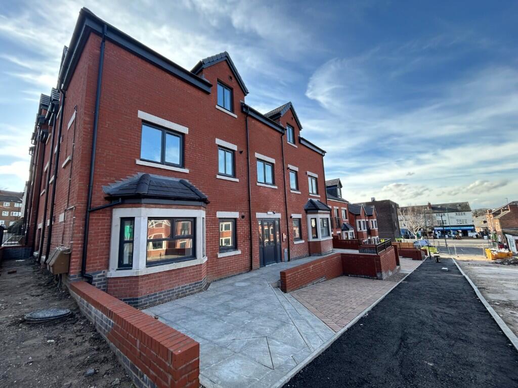 Main image of property: Spondon Street, Nottingham, Nottinghamshire, NG5