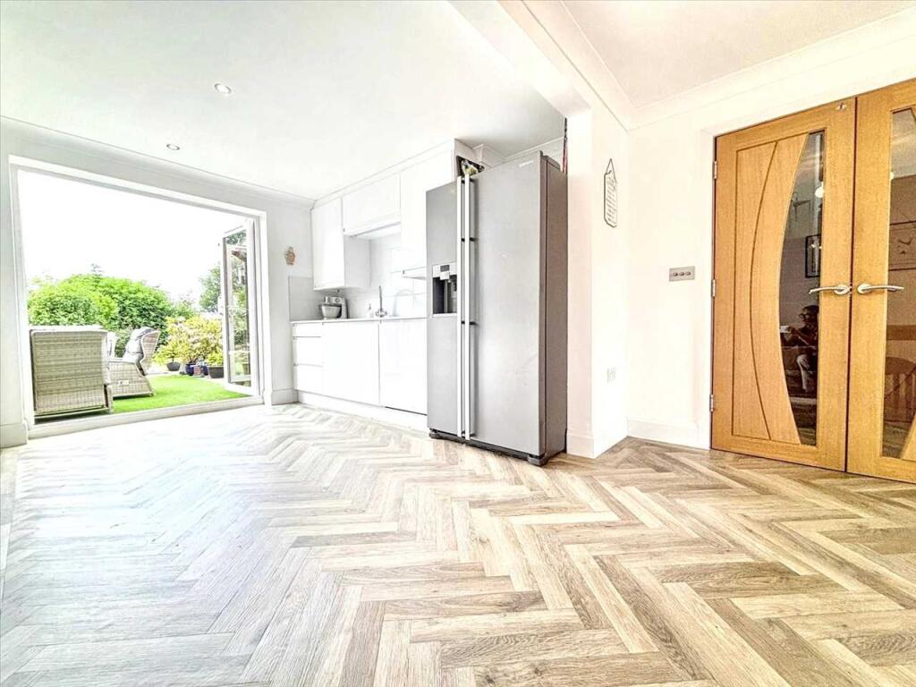 House in Ashfield, Selston - More