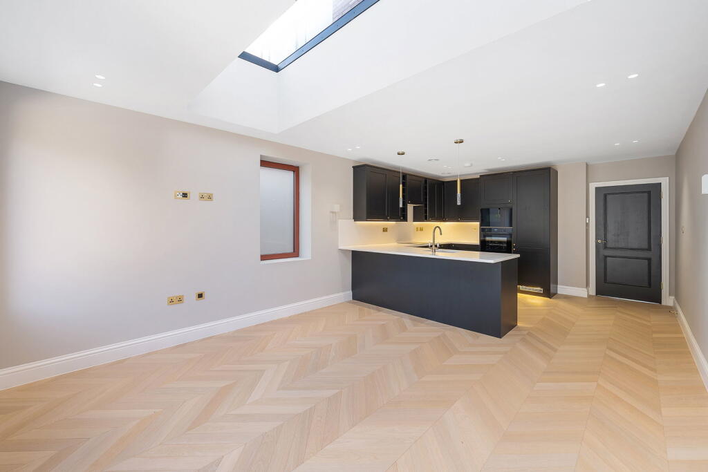 House in London - More