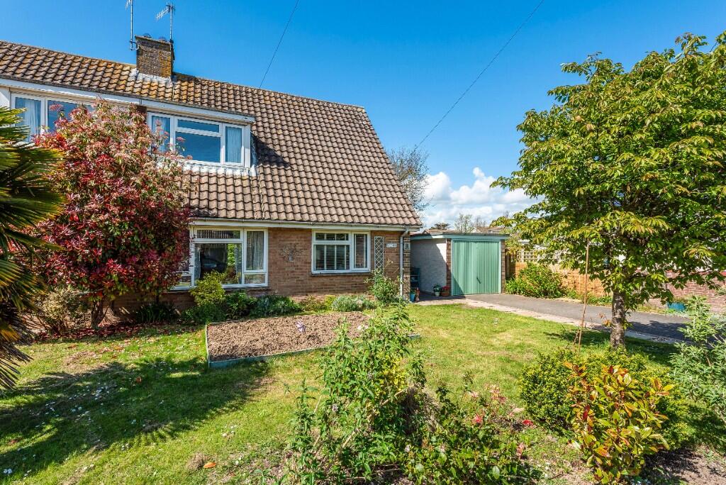 Main image of property: Clovelly Avenue, Felpham, Bognor Regis, West Sussex, PO22