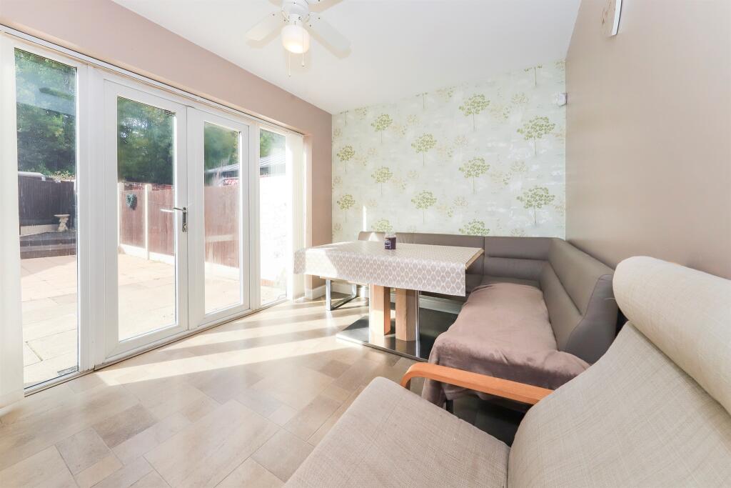 House in Wolverhampton, West Midlands - View 4
