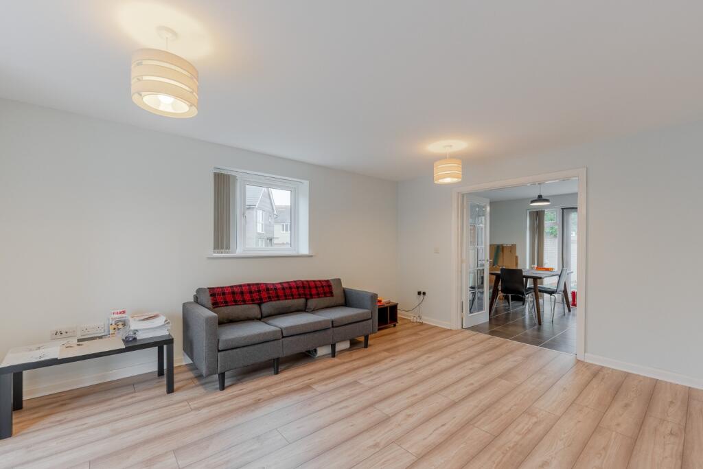 Bisley Crescent, Upper Cambourne, Cambridge, Cambridgeshire, CB23 6JA photo 4