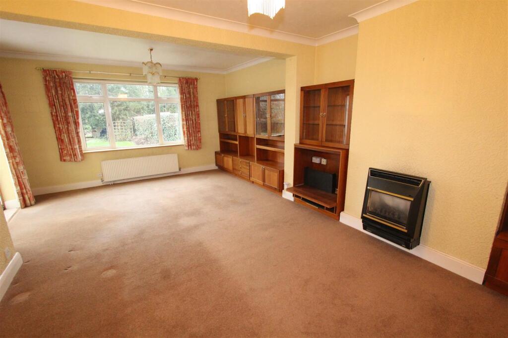 The Meadway, Cuffley photo 4