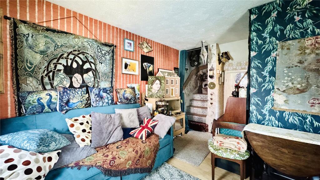 Sprucedale Close, Swanley, Kent, BR8 - View 6