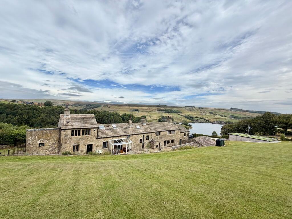  Stanbury, Keighley, BD22 photo 2