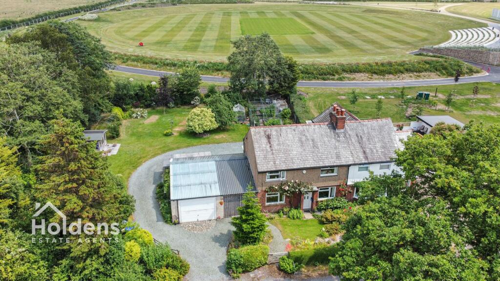 House in Leyland, Cuerden Green, Farington - View 2