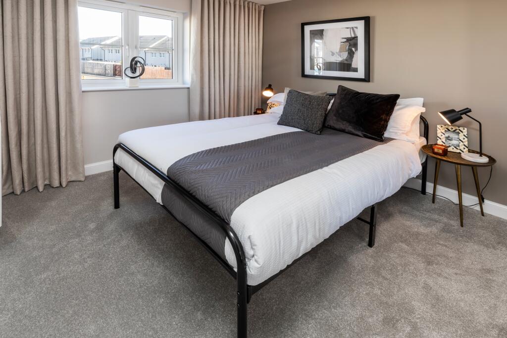House in Aberdeen, Hopecroft, Bucksburn and Newhills - More