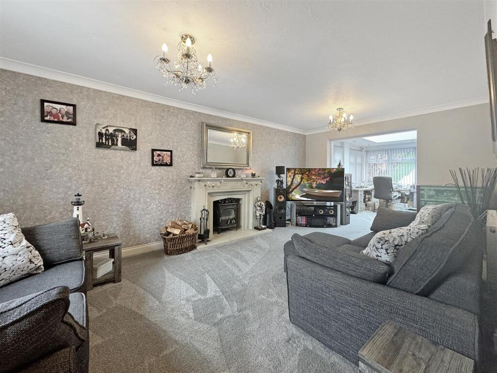 Forrester Close, Cosby. photo 3