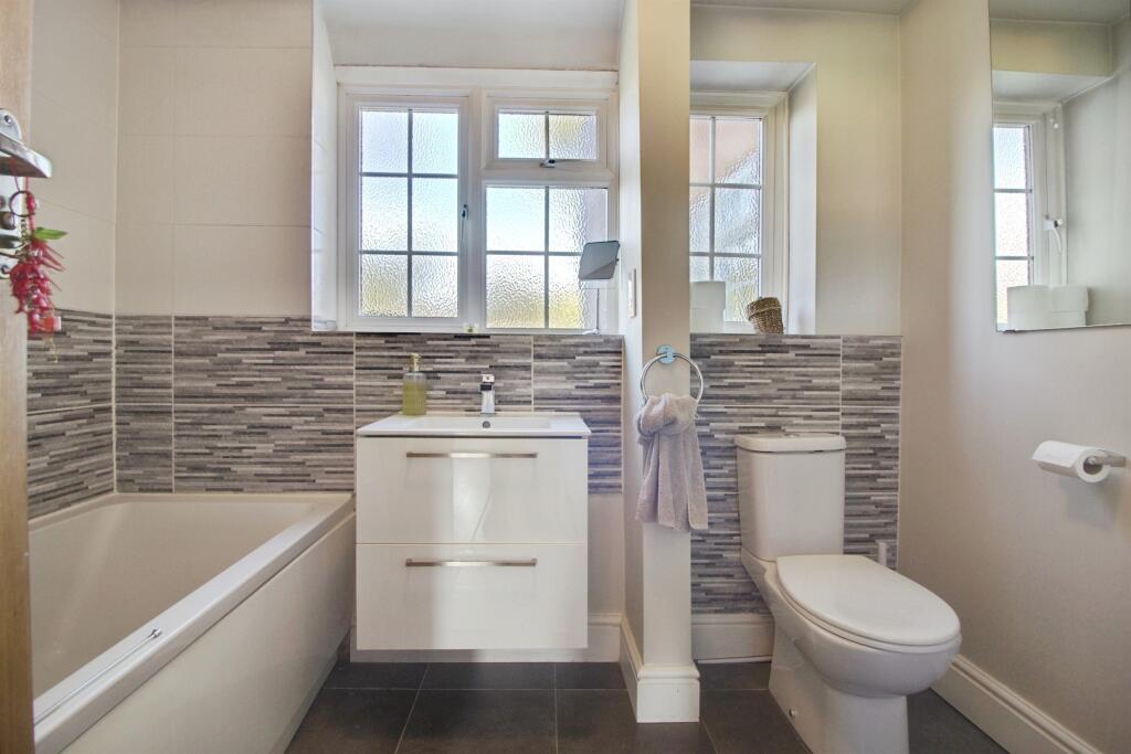 Additional image 13 of Handside Lane, Welwyn Garden City